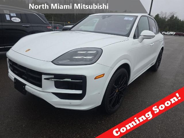 2024 Porsche Cayenne S