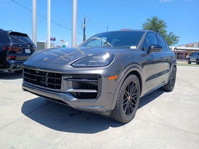 2024 Porsche Cayenne S