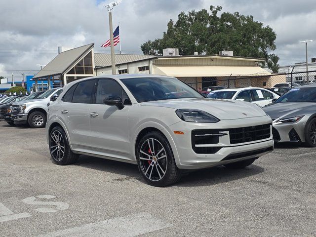 2024 Porsche Cayenne S