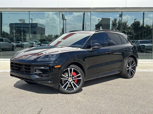 2024 Porsche Cayenne S