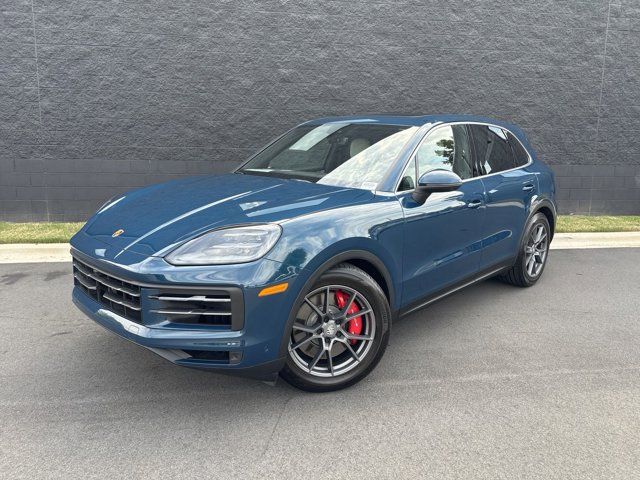 2024 Porsche Cayenne S