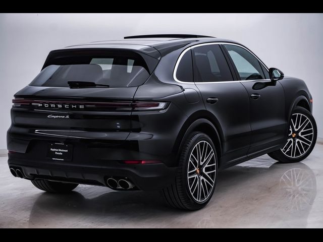 2024 Porsche Cayenne S