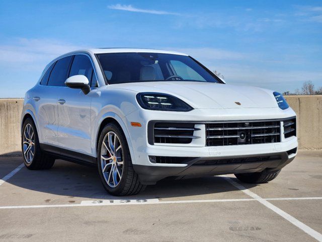 2024 Porsche Cayenne S