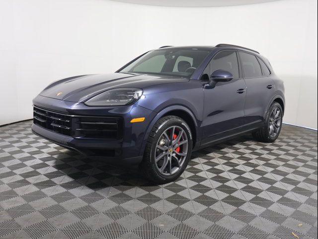 2024 Porsche Cayenne S