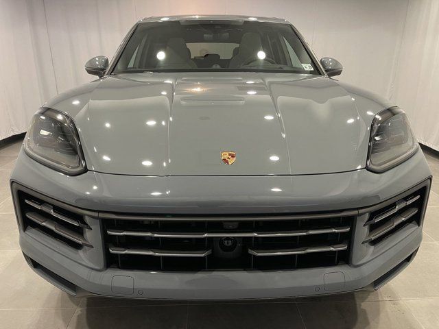 2024 Porsche Cayenne E-Hybrid S