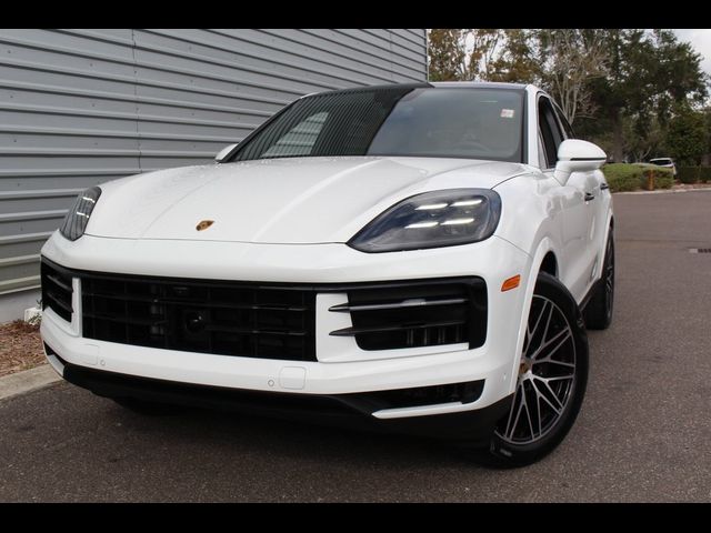 2024 Porsche Cayenne Base