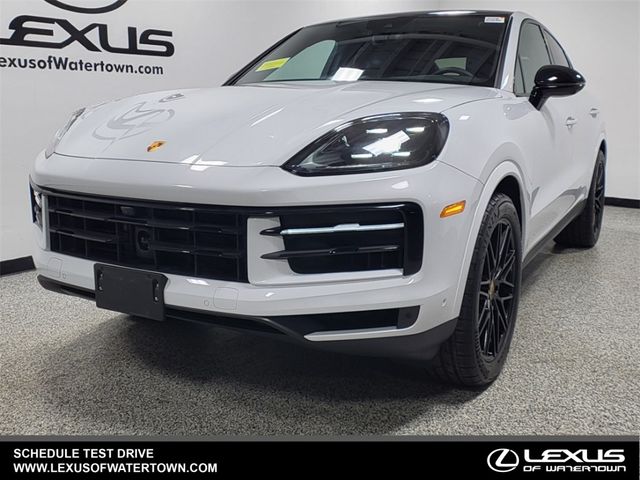 2024 Porsche Cayenne Base