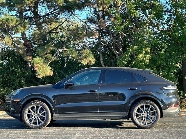 2024 Porsche Cayenne Base