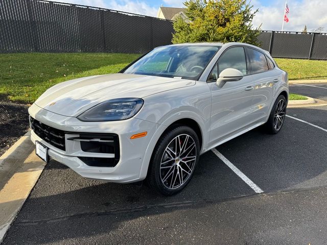 2024 Porsche Cayenne S