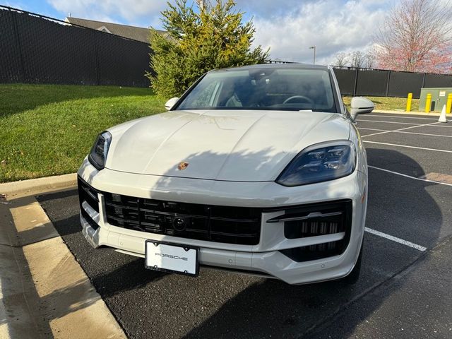 2024 Porsche Cayenne S