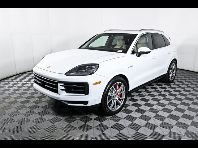 2024 Porsche Cayenne E-Hybrid S