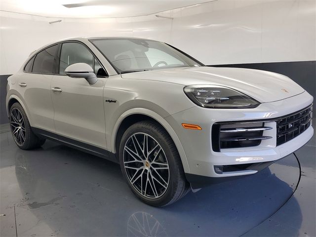 2024 Porsche Cayenne E-Hybrid Base