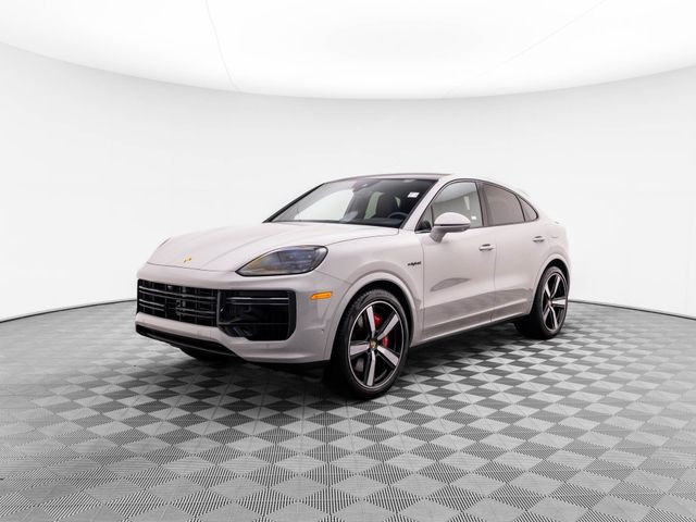 2024 Porsche Cayenne Turbo E-Hybrid