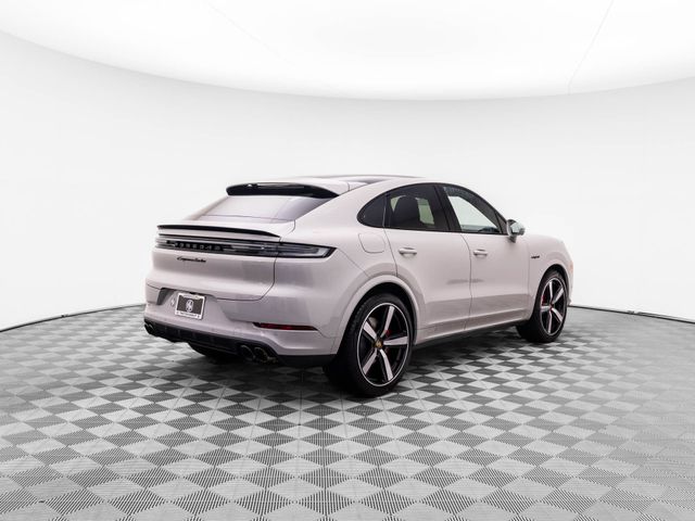 2024 Porsche Cayenne Turbo E-Hybrid