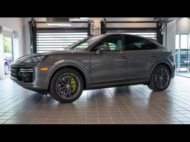 2024 Porsche Cayenne Turbo E-Hybrid