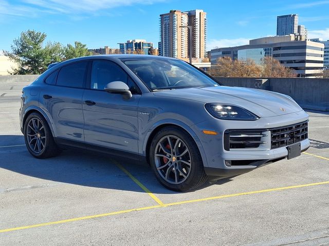 2024 Porsche Cayenne E-Hybrid S