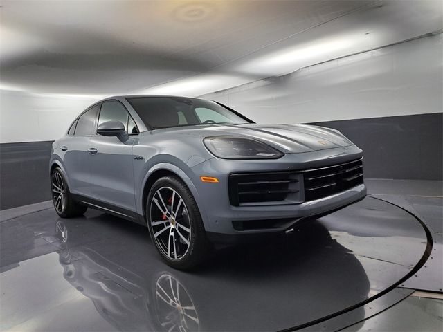 2024 Porsche Cayenne E-Hybrid S