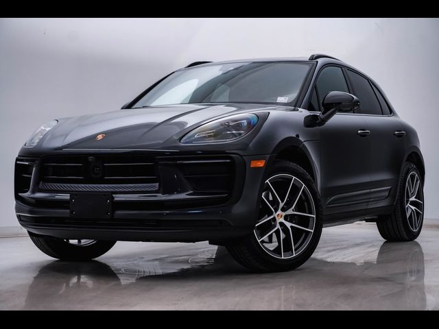 2024 Porsche Macan 