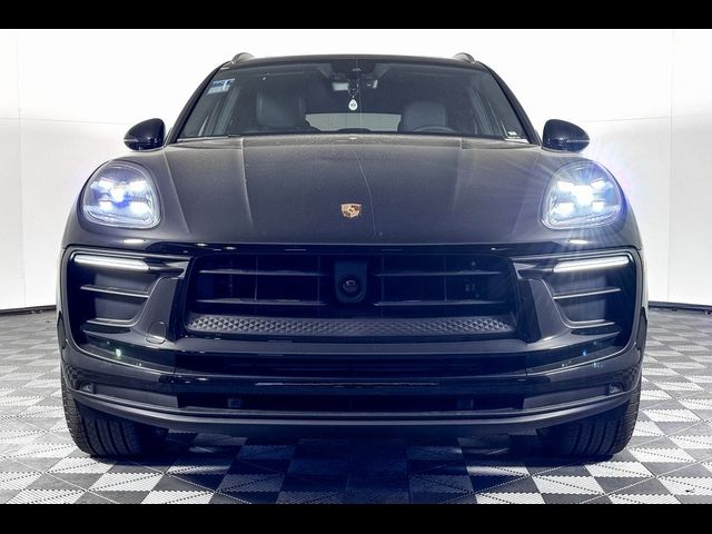 2024 Porsche Macan 