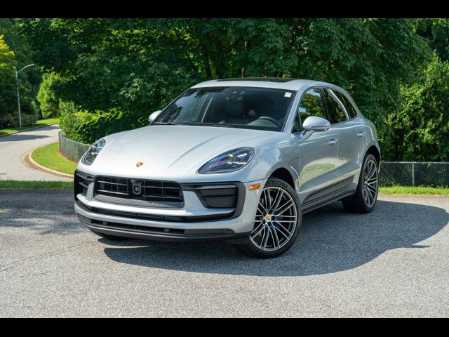 2024 Porsche Macan Base