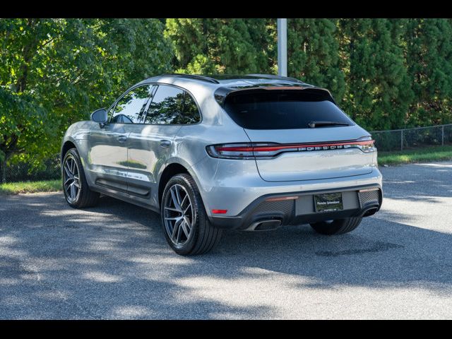 2024 Porsche Macan Base