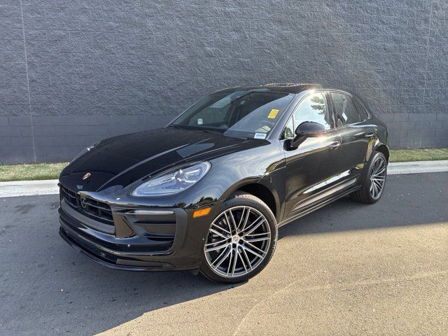 2024 Porsche Macan Base