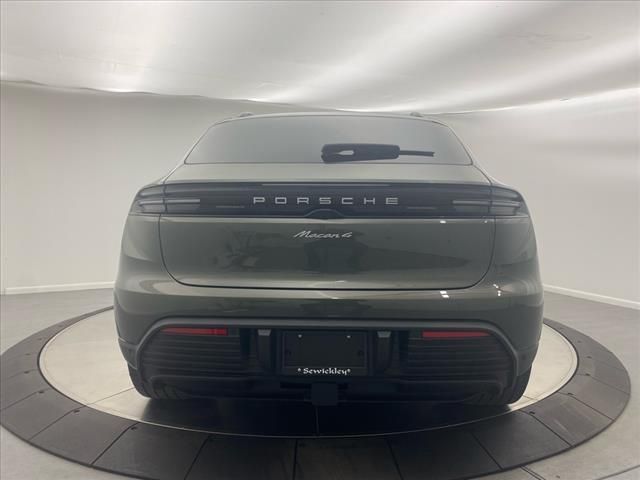 2024 Porsche Macan Electric 4