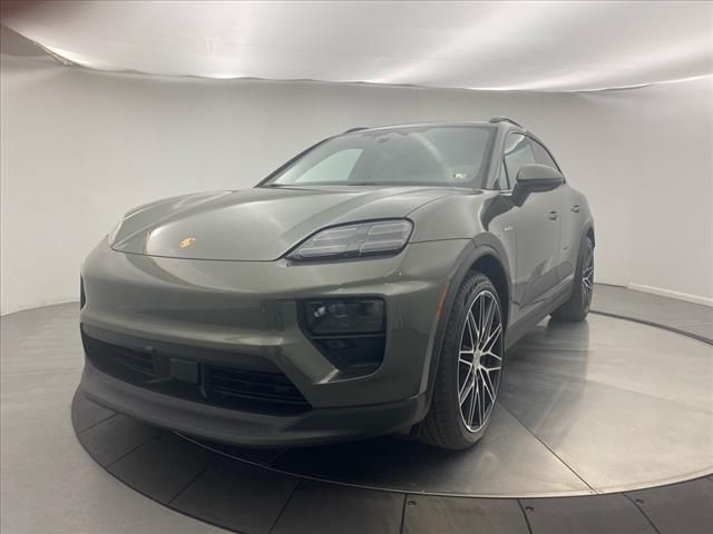 2024 Porsche Macan Electric 4