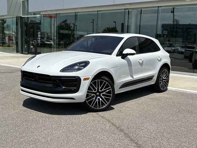 2024 Porsche Macan Base