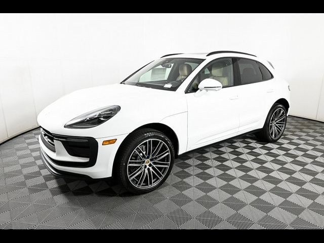 2024 Porsche Macan Base