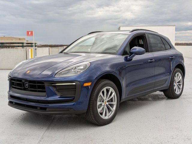 2024 Porsche Macan Base