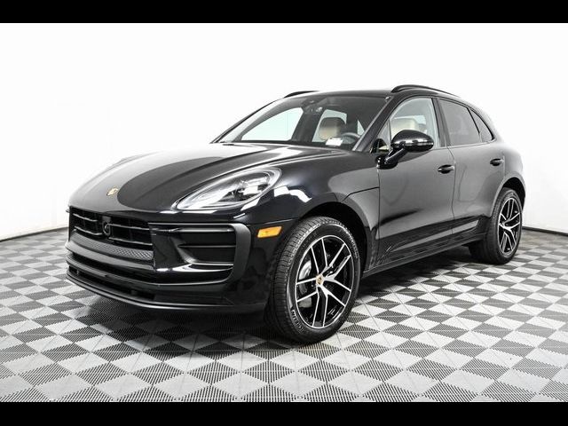 2024 Porsche Macan Base