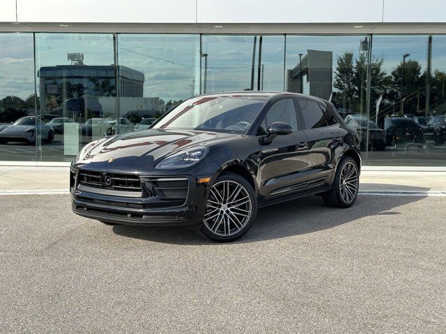 2024 Porsche Macan Base