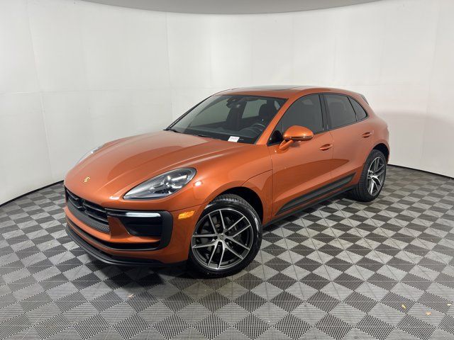 2024 Porsche Macan Base