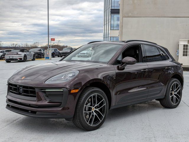 2024 Porsche Macan Base