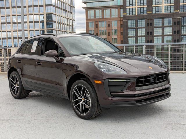 2024 Porsche Macan Base