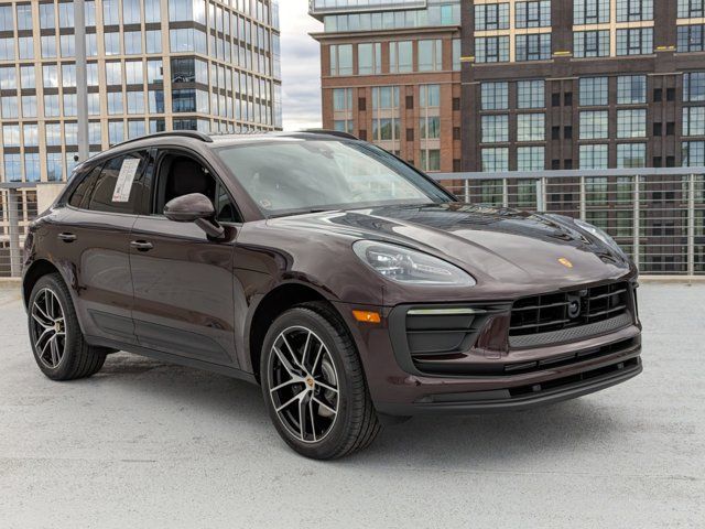 2024 Porsche Macan Base