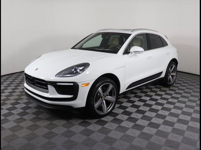 2024 Porsche Macan Base