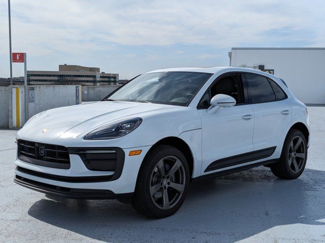 2024 Porsche Macan Base