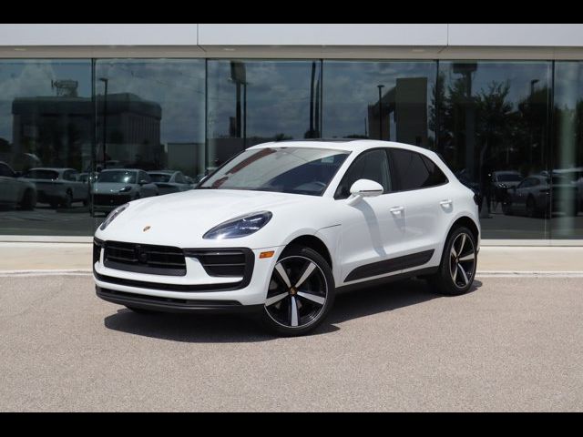 2024 Porsche Macan Base