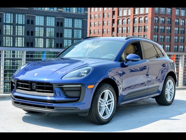 2024 Porsche Macan Base