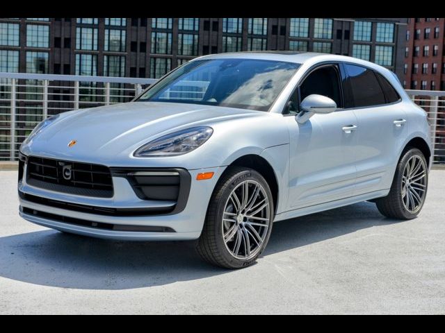 2024 Porsche Macan Base