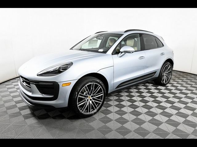 2024 Porsche Macan Base