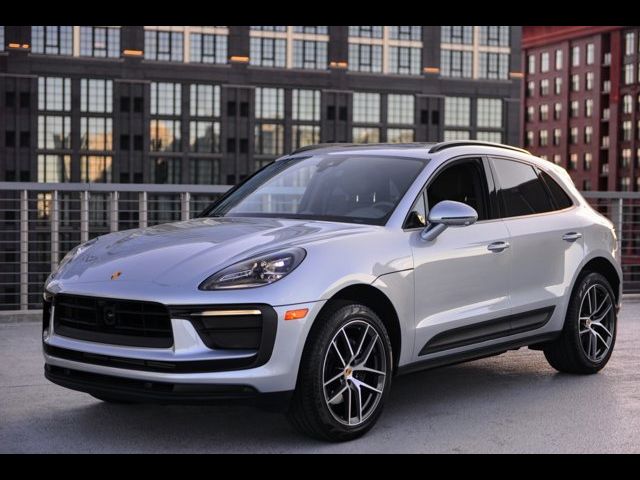 2024 Porsche Macan Base