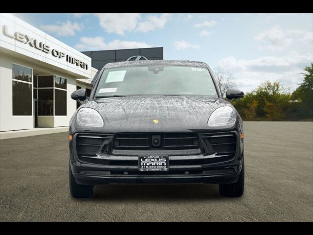 2024 Porsche Macan Base