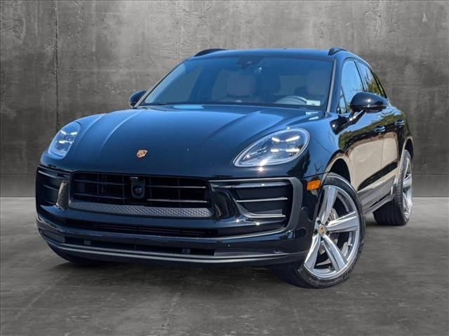 2024 Porsche Macan Base