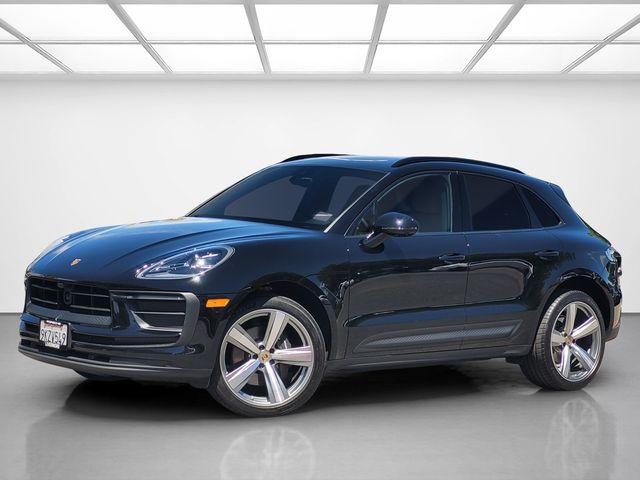 2024 Porsche Macan Base