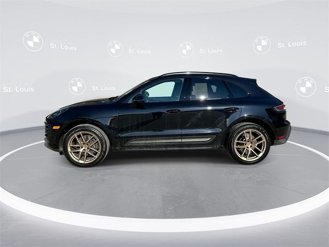 2024 Porsche Macan Base