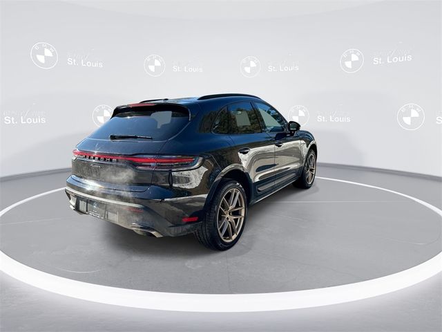 2024 Porsche Macan Base