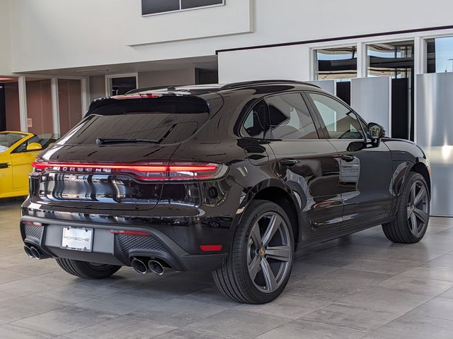 2024 Porsche Macan Base